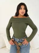 Blusa Ombro a Ombro Feminina Gola Babado Manga Longa Rivana Elegante