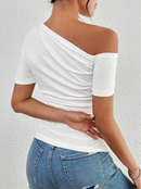 Blusa Feminina Suplex com Manga Curta Assimétrica Drapeada Verão Elegante Casual Ombro a Ombro